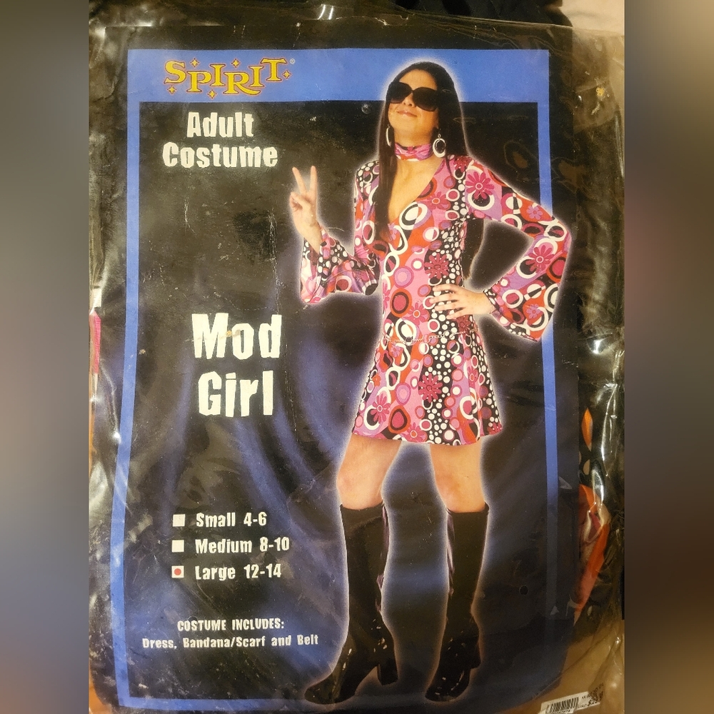 NIB Mod Girl Halloween costume Size Large